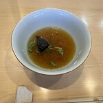 飯田商店 - 鰹節の出汁割り200円。払う価値あり