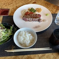 ニュー松坂 梅田32番街店 - 