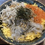 Kamakura Kaisenya - 3色丼