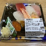 フレッセイ - 料理写真:広告の品の１人前セット　