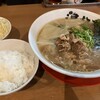 濃厚丸鶏らーめん こちょうらん - お昼の醤油ラーメン 748円　ライス、漬物、サラダ無料