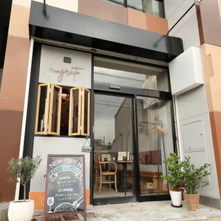 住宅街に佇む隠れ家的イタリアン。大人の隠れ家でゆっくりと。