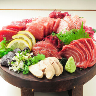 マグロの希少部位含む７種盛り合わせを楽しめる！