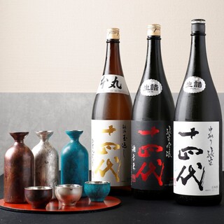 【日本酒に拘る】ソムリエが厳選した日本酒を50種以上用意！