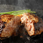 youganyakinikudainingubombori - 割ると肉汁が溢れ出す牛１００％ハンバーグステーキ！