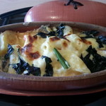 札幌 なだ万雅殿 - 鱈場蟹味噌チーズ焼きです(2013年11月)。