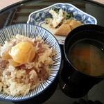 札幌 なだ万雅殿 - すき焼き御飯釜炊きです(2013年11月)。