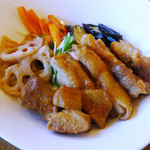 Golon - 鶏の照り焼き野菜丼