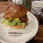 Old River Hamburgers - ベーコンチーズバーガー(1,540円)