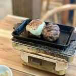 真鹿 - 料理写真:肉屋の本気ハンバーグ御膳＋カチョカヴァロチーズ