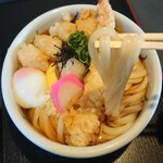 めんや七福 - 麺のリフトアップ
