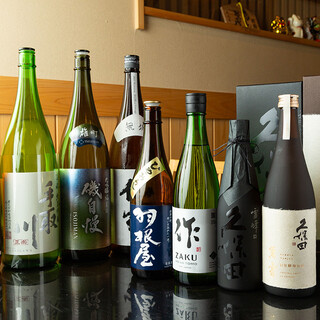 Special sake carefully selected by the proprietress