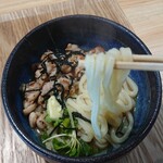 Teuchi Udon Taketora - 麺のリフトアップ
