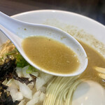 ヌードル＆スパイスカレー 今日の1番 - 2種類のカマスと2種類のカタクチで煮干を炊いてました。