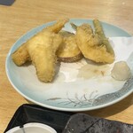 Arashi - 食べかけタイの天ぷらです