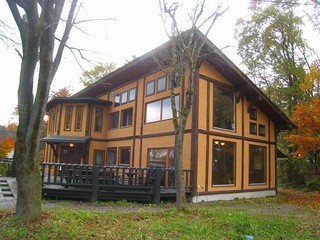 Yakiniku Kuroyanagi - おしゃれな建物