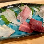 魚甚 - お刺身盛合せ（一人前 1650円）