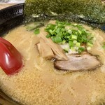 Ichiba Ramen Shou - とんこつ醤油ラーメン 700円