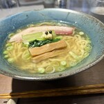 麺とスープの店 歩き出せ クローバー - 