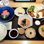 田中田式海鮮食堂 魚忠 - いやぁ豪華