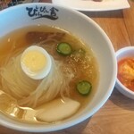 ぴょんぴょん舎  - 