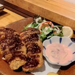 心にしみる浜の味 岩男 - アジフライ　しば漬けを使ったピンクのタルタル