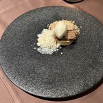 レストラン 北野クラブ - 上に乗ってるのが、なんとセロリアイス！