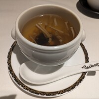 日本橋紫苑 - 飲んでも飲んでも無くならないのが不思議なスープw