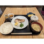 梅山鉄平食堂 本店 - 