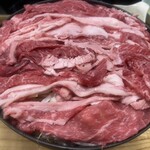 すき焼･鍋物 なべや - 牛肉鉄鍋