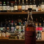 ANNIE HALL BAR - 