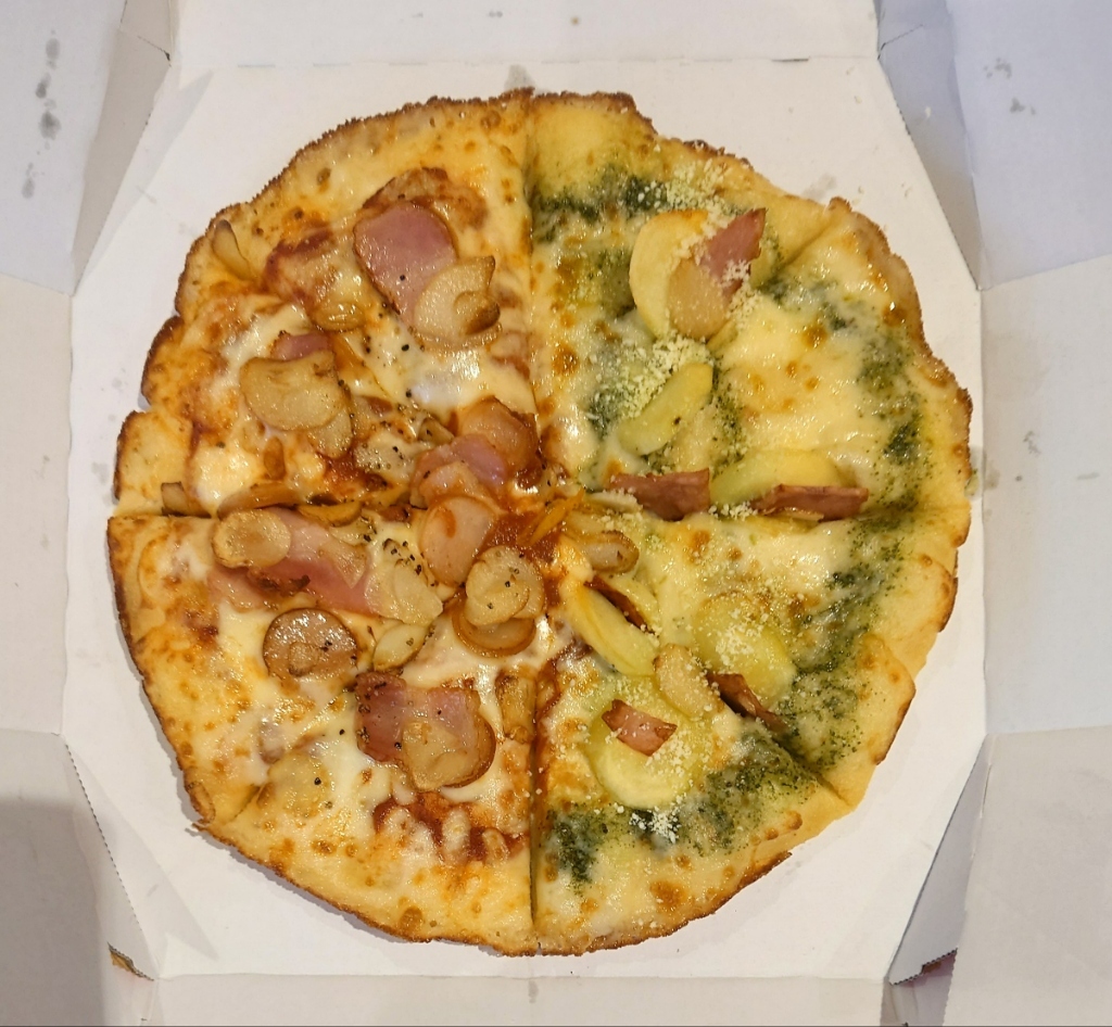 写真 : ドミノピザ 秋田新国道店 （Domino's Pizza） - 泉外旭川/ピザ