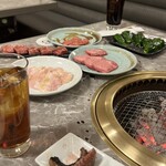 川崎名物 炭火焼肉 食道園 - 