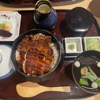 ひつまぶし名古屋備長 ラシック店 - 