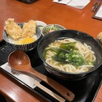 饂飩とお酒 からほり きぬ川 - 