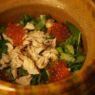 Earthen pot rice made with seasonal ingredients