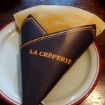 Saint Denis Cafe - とある日のクレープ。この日はカスタードにバナナトッピングにしました。