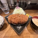 とんかつ檍のカレー屋 いっぺこっぺ - 