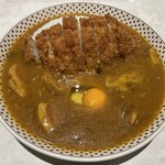 モンスナック - カツカレーに生玉子¥1080