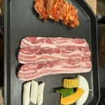 焼肉&韓国料理 もっぽ - サムギョプサル　焼いてくれるの良き