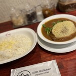 欧風カレー ボンディ 神保町本店 - 