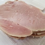 武田ハム - 料理写真:骨付きハム。