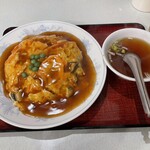 中国菜館 岡田屋 - 天津飯（1250円）