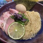 Dashi No Toriko - 麺のどんぶり