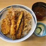 天重 本店 - 天丼・なめこ汁・お新香