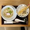 圧力なべ極うどん たくあん・丸徳 - 料理写真: