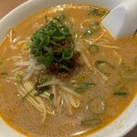 群愛飯店 - 担々麺