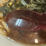 Ramen Horiuchi - 鶏、豚ベースのあっさり醤油スープ