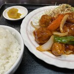 餃子酒場 柏 - ご飯とベストマッチ