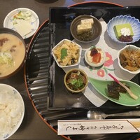 貴船 仲よし -  貴船 仲よし -